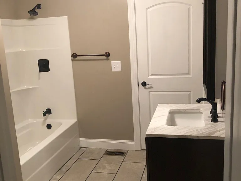 292 Preston Rd #3 — Photo 3