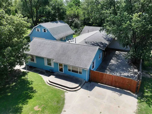 933 W 52nd St S, Wichita, KS 67217