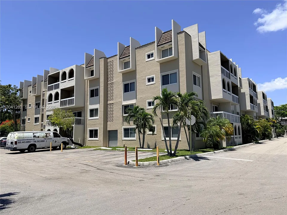 7730 Camino Real #F-113