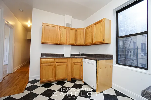 Rented by Camelot Realty Group | media 12