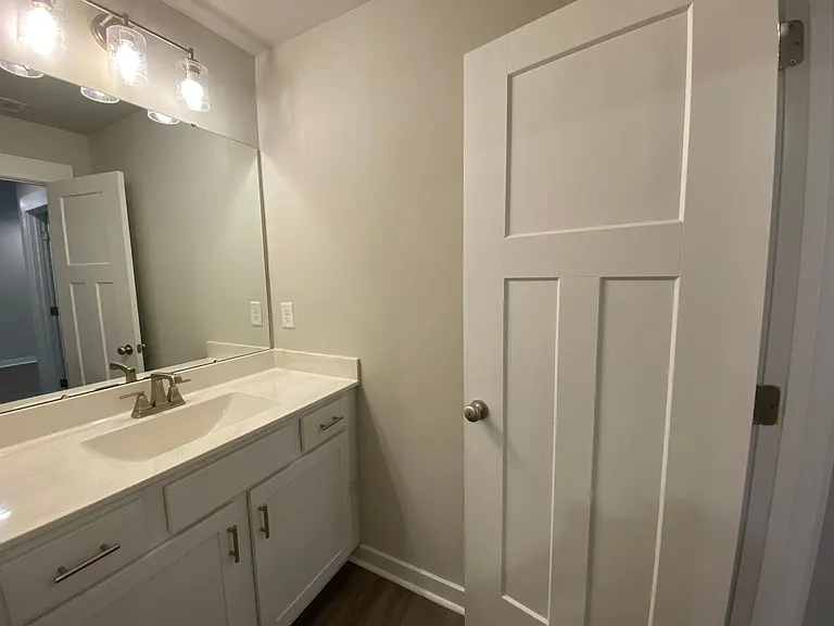 140 Pickett Fence Ln — Photo 36