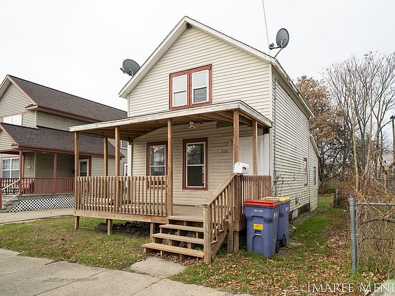 2nd image of 575 Jefferson Ave SE