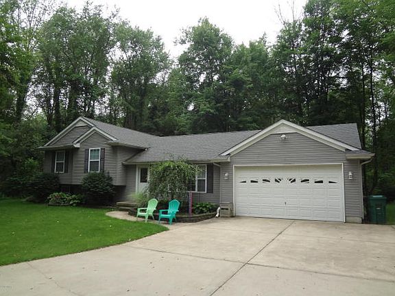 2nd image of 28817 Cedarama Dr