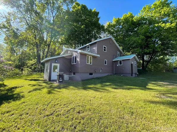 499 County Road Ffd, Champion, MI 49814