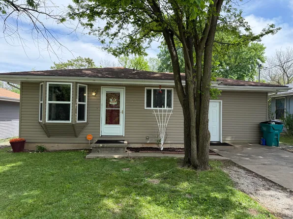 2622 N Summit Avenue, Springfield, MO 65803