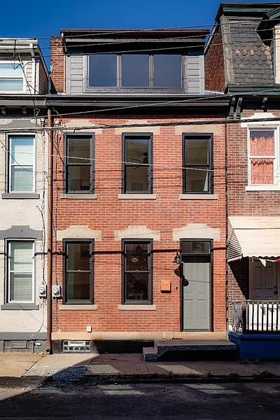 4817 Hatfield St photo 1