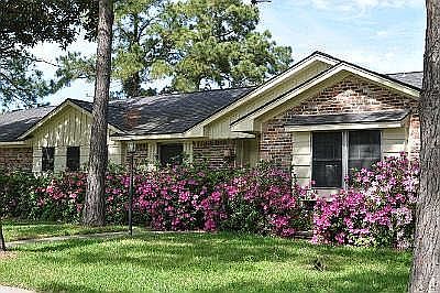 1st image of 3425 Valley Brook Dr