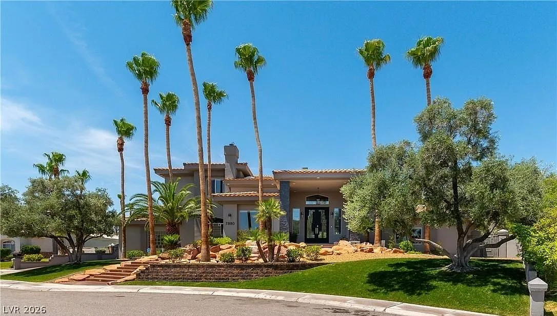 5 bed, 6.5 bath, 6432 sqft, $13,000 — Photo 1