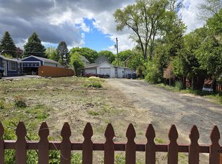 522 N Poplar St, Waukegan, IL 60085