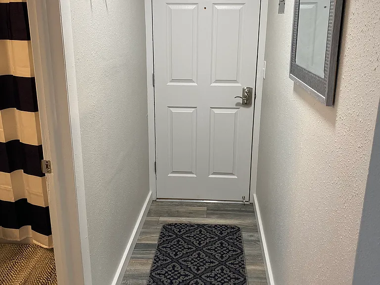 426 Main Stsuite #C — Photo 8