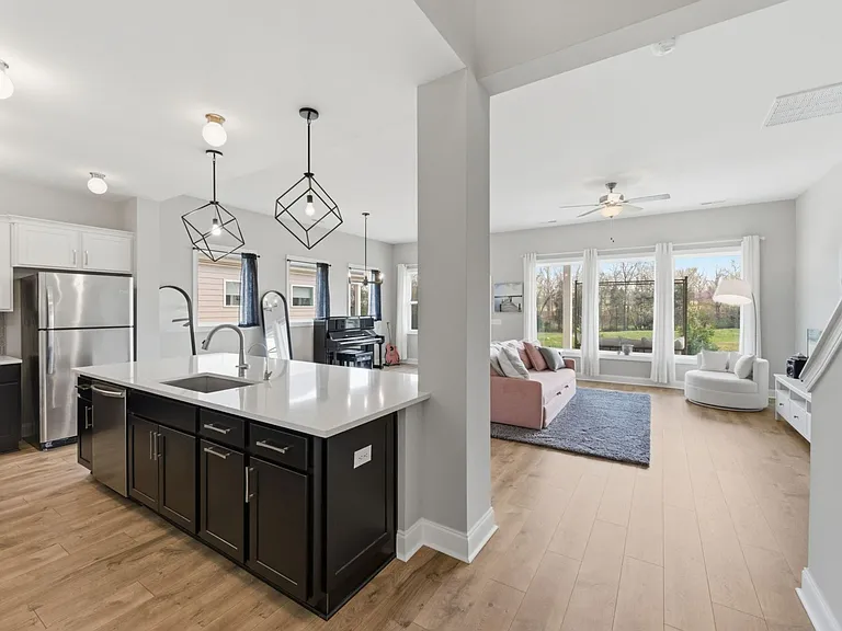 507 Stinson Ct — Photo 5