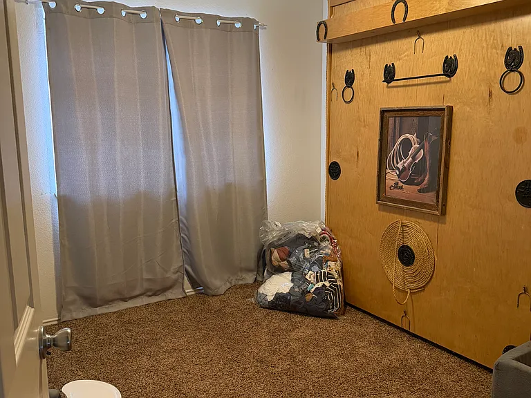 1137 Robin Cir — Photo 15