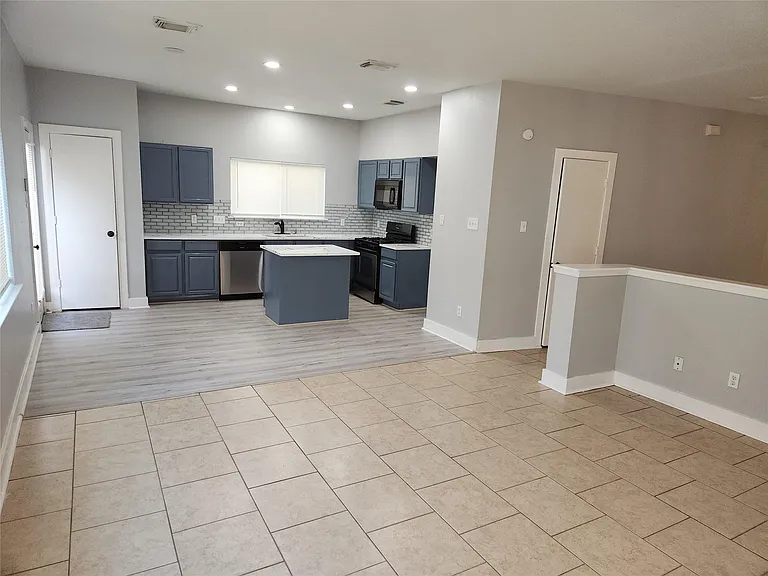 20911 Walder Ct — Photo 9
