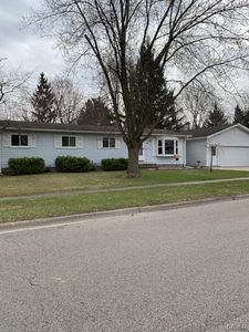 400 Cairns St, Tecumseh, MI, 49286