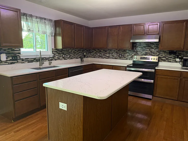 850 Saybrook Falls Dr — Photo 9