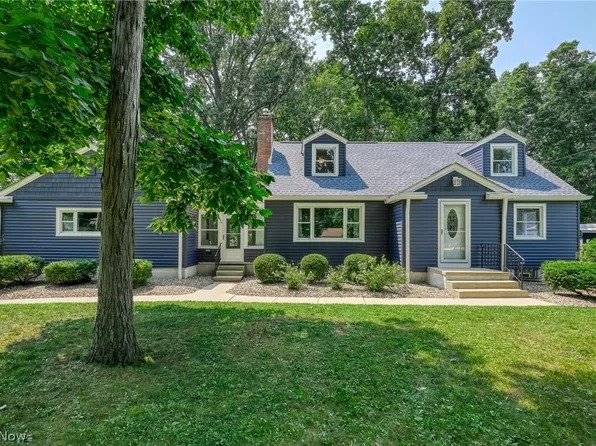 3604 Edgewood Dr, Stow, OH 44224