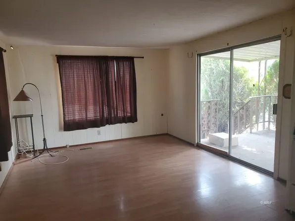 212 Earl Pascoe Rd, Wofford Heights, CA 93285
