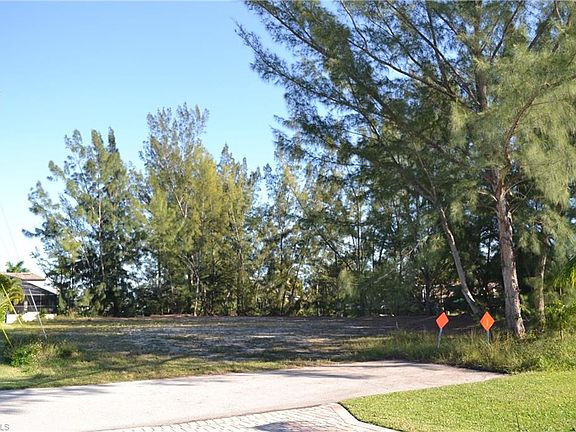 2nd image of 2841 SW 17th Pl