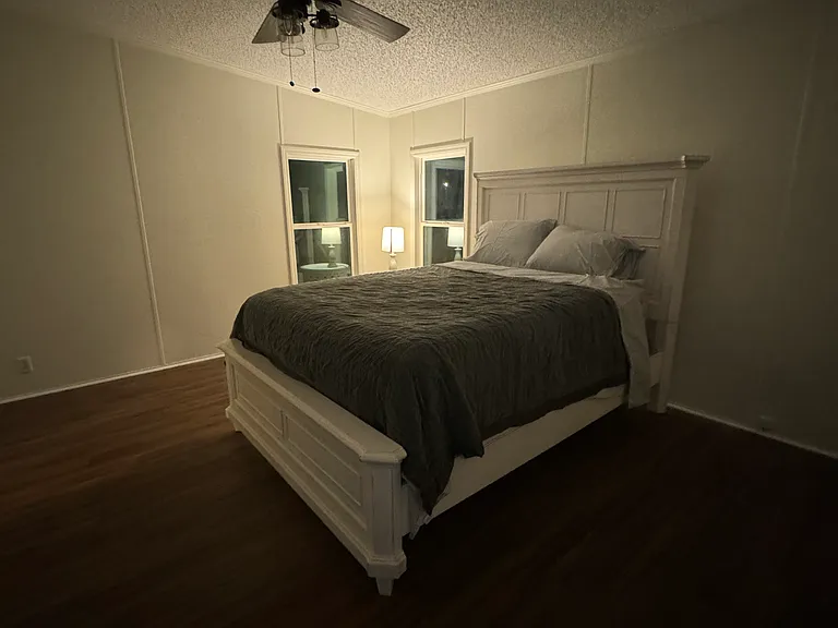 502 Melody Ln — Photo 4