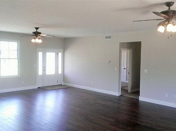 3rd image of 361 Falcon Hill Way