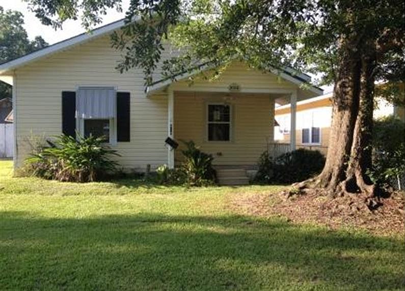 1st image of 819 McKinley Ave
