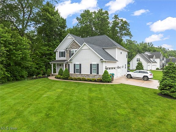 4th image of 6111 Brownstone Ct