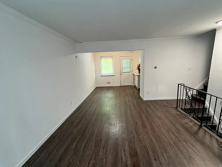 4 Bittersweet Rd — Photo 5