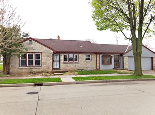 2405 W Lancaster Ave, Milwaukee, WI 53209
