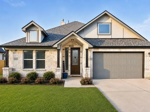 9707 Highland Pointe Dr, Needville, TX 77461