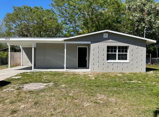 1015 Golden Isle Dr, Mount Dora, FL 32757