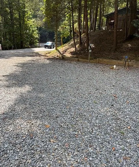 856 Ogden Dr — Photo 6