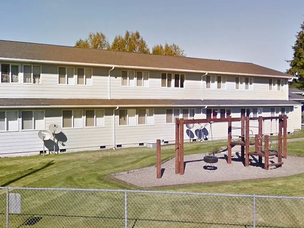 821 E Division St #7936