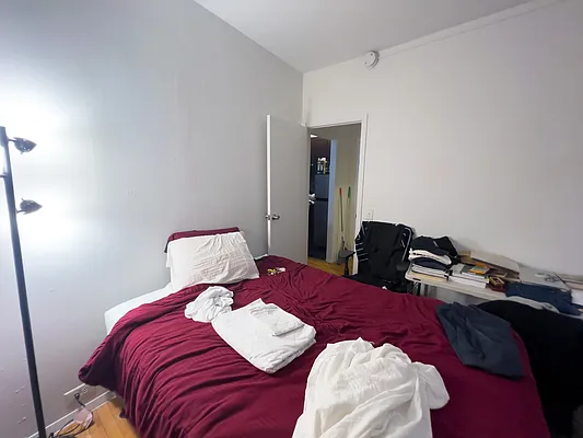 Rented by Denise Rosenblum, LREB | media 16