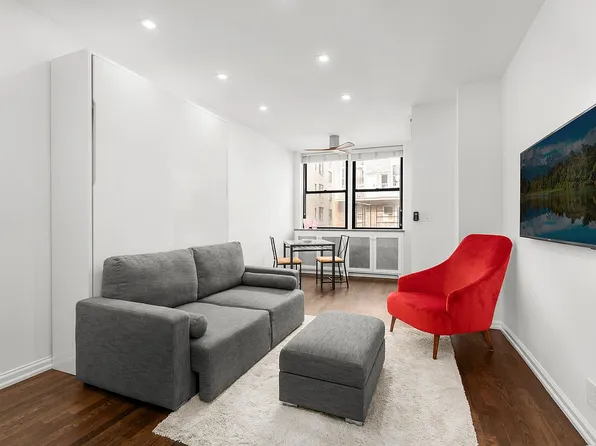 148 E 84th St APT 5B, New York, NY 10028