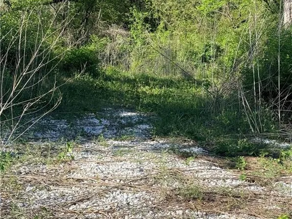 294 Holt Rd, Marble Hill, GA 30148