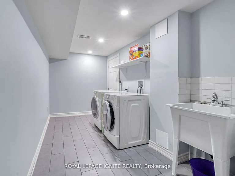 50 Marycroft Ct #UPPER — Photo 23