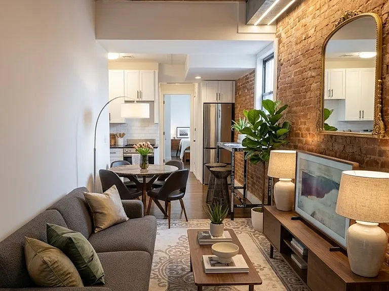 7 Ridgewood Pl #2R — Photo 3