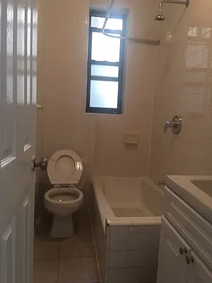 Rented by Crosstown Apartments NYC | media 36