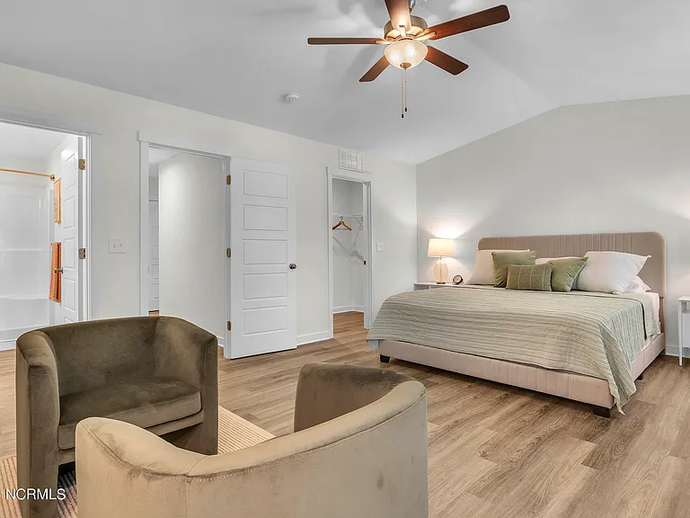 5019 McGarvey Ct — Photo 10