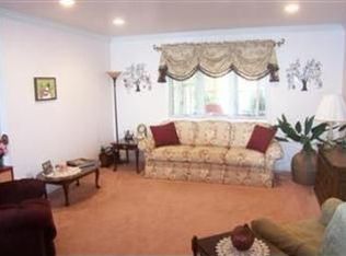 6115 W 90th Ave, Crown Point, IN 46307