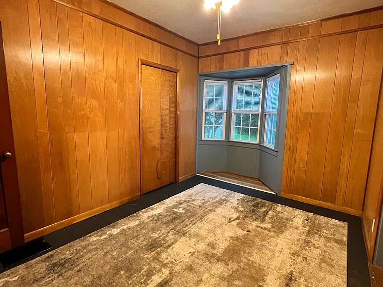 7085 Salineville Rd NE — Photo 16