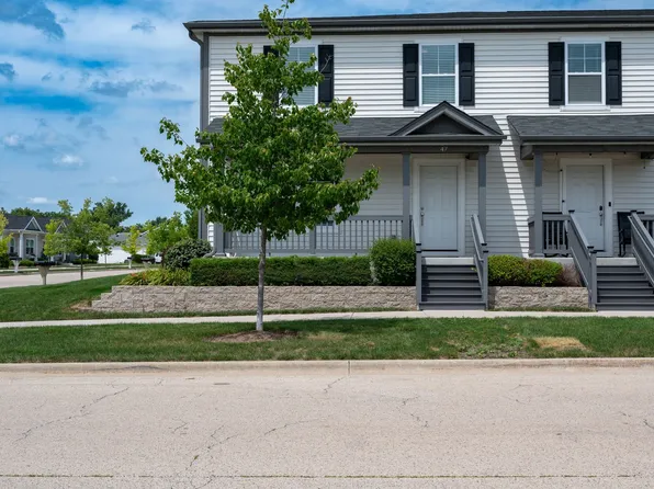 205 S Llanos St, Cortland, IL 60112
