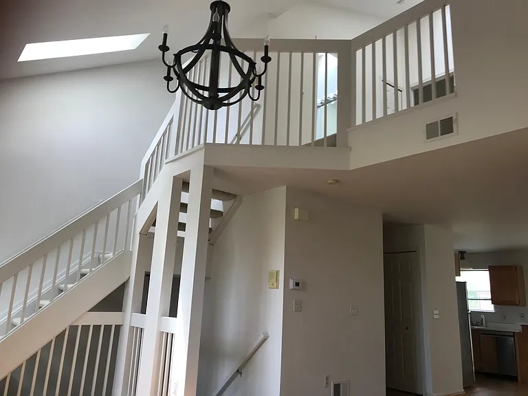 1344 S Main St — Photo 13