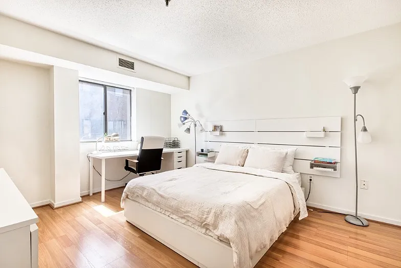 2 bed, 1300 sqft, $3,300 — Photo 3