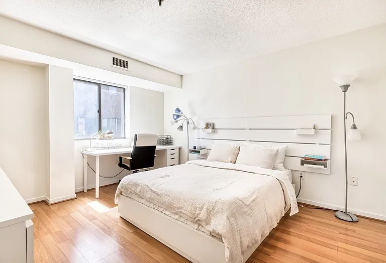 147 Kelton St #501 — Photo 3