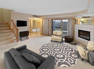 18697 Clear View Ct, Minnetonka, MN 55345
