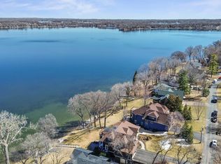 3535 Ivy Pl, Wayzata, MN 55391