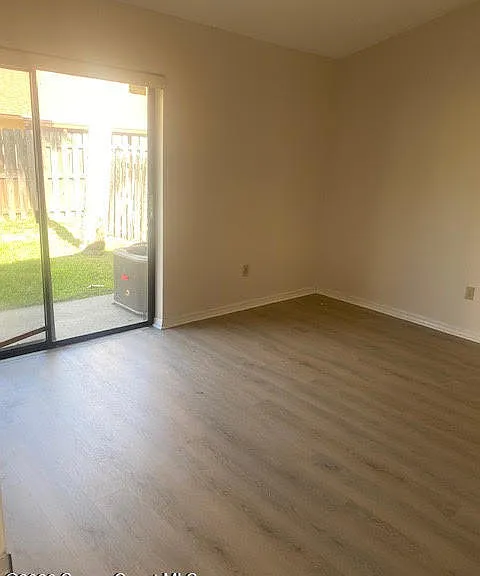 2960 Clearlake Dr #3 — Photo 9