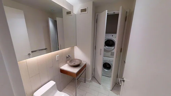 Rented by HighRiseNY | media 7