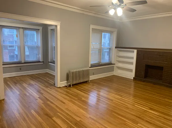 5352 N Winthrop Ave #2, Chicago, IL 60640